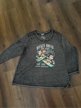 Lane Bryant Mickey Charcoal Ski Club Graphic Long Sleeve Top